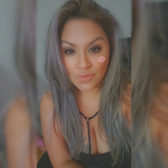 Meet your Posher, JM - Picture 3 of 5